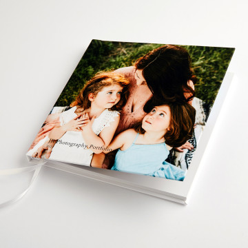 Layflat photo album with family photos