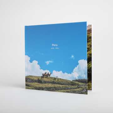 Lay flat photo book cover