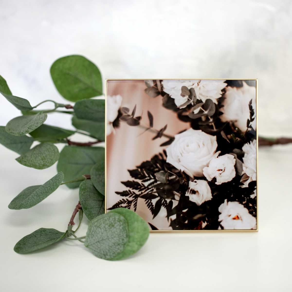 Plexi print on table