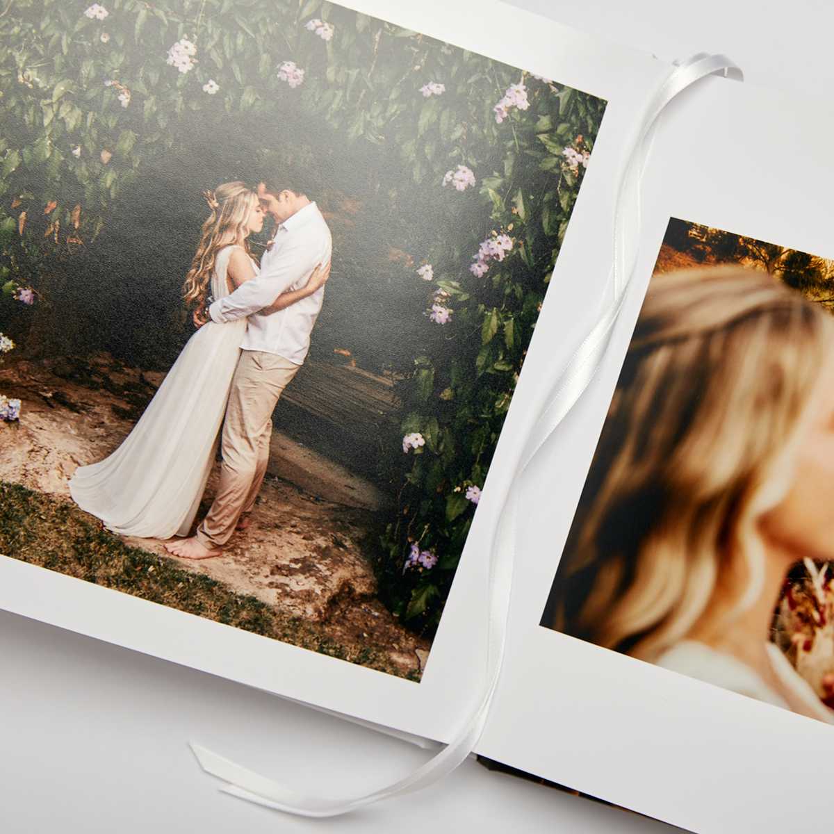 Ribbon on a layflat flushmount photo albums